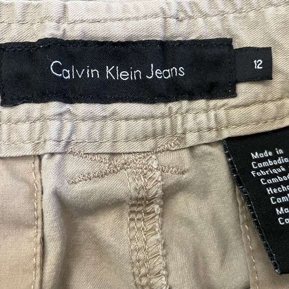 Calvin Klein Jeans Convertible Ankle Cargo Pants Womens Khaki Cotton 12 - Picture 5 of 9